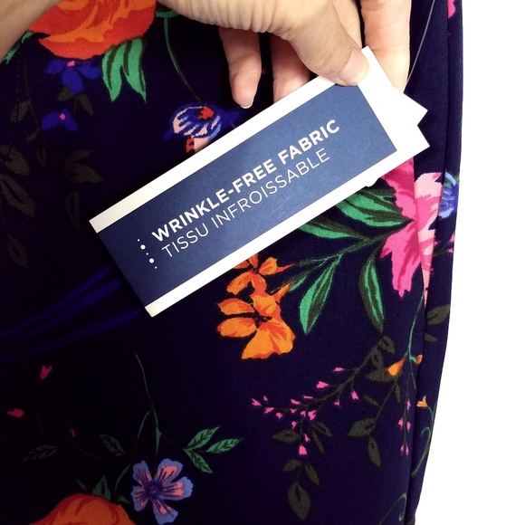 Old Navy Harper Mid Rise Floral Ankle Pants - Picture 7 of 7